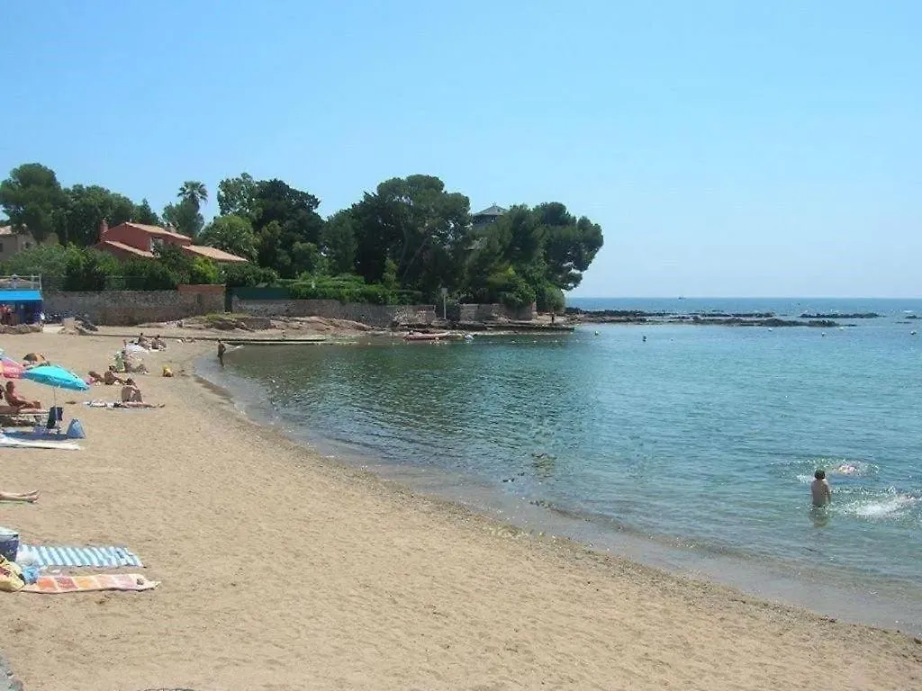Pool,Beach,Garden,Parking Free,4 Travelers Saint-Raphaël 0*,